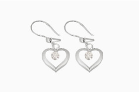 Hopeiset Sydänkorvakorut