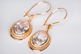 Viistekivikorvakorut