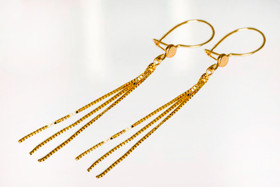 Ketju koukkukorvakorut