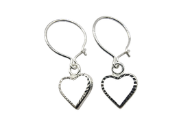 Timanttileikattu avosydän koukkukorvakoru 