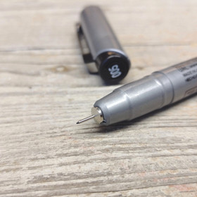 ZIG® Millennium 005 -kynä (0,20 mm) - Musta