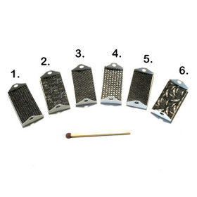 Nukkekodin Tarjotin - Mustavalkoinen XS, eri kuoseja