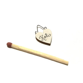 Nukkekodin Sisustuskyltti 