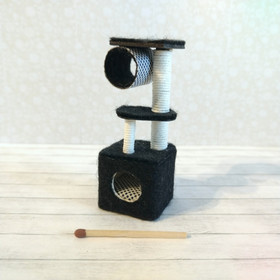 Nukkekodin Kissan kiipeily-/raapimapuu - Eri värejä