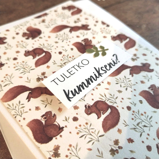 Kummikortti -Oravat ja lehti 