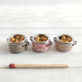 Nukkekodin Perunakattila - Retrokuvio Vaaleanpunainen