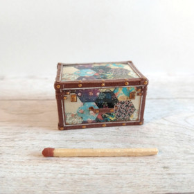 Nukkekodin Säilytysarkku