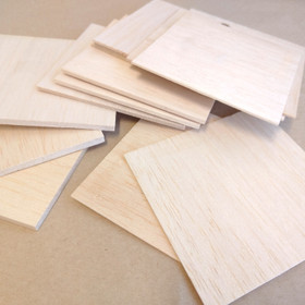 Balsalevyn palat 7 kpl (leikkuuylijäämää) - n. 10x10cm  