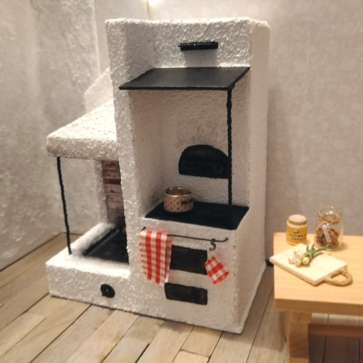 Nukkekodin Leivinuunitakka - Valkoinen