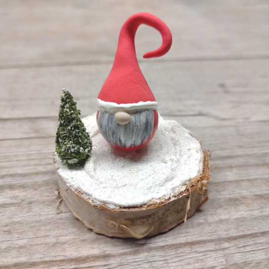 Joulukoriste - Tonttu ja kuusi