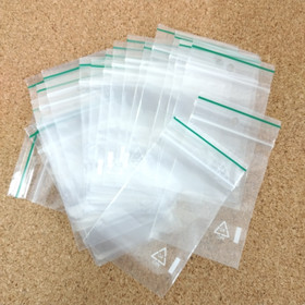 Suljettava muovipussi, 6x8 cm - 20 kpl/pkk