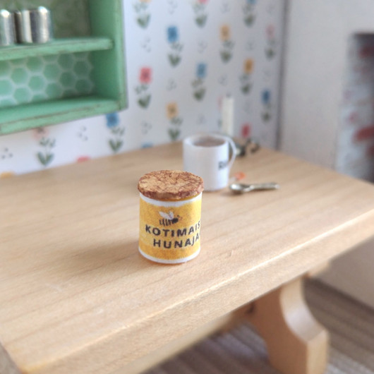 Nukkekodin Hunajapurkki