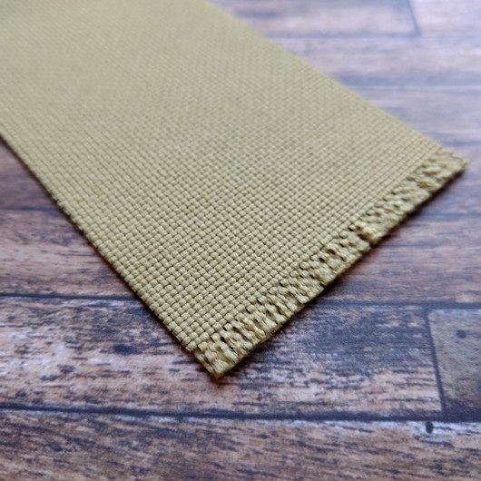 Nukkekodin matto - Miniruutu Vaalea oliivinvihreä 6 x 13,5 cm