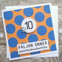 Kortti 10 vuotiaalle - Siniset pallot 13,5 x 13,5 cm