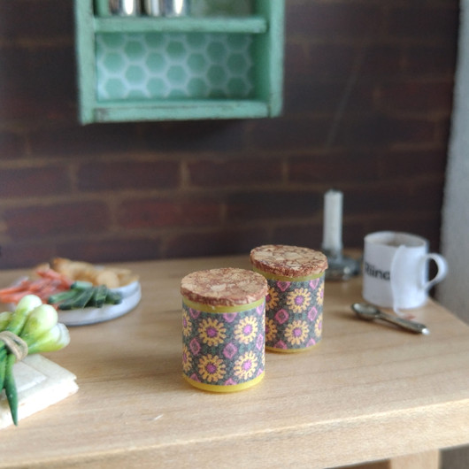 Nukkekodin Säilytyspurkki - Retrokukat Keltainen