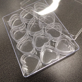 Muovirasia Sydän 12 kpl - lev. 2,1 cm