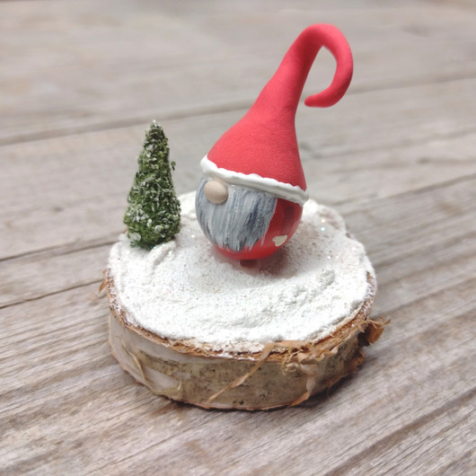 Joulukoriste - Tonttu ja kuusi