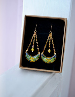 Kuukehto-korvakorut, rätvänä/kulta