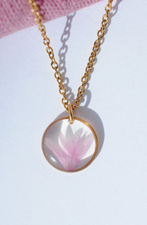 Ruiskaunokki -riipus, v.punainen/ kulta