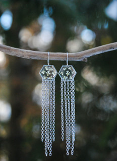 Valotar-korvakorut, koiranputki/hopea