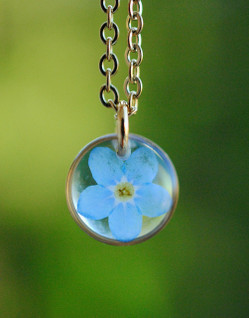 Lemmikki -riipus, kulta