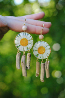 Valonkantaja -korvakorut, aurinkokivi