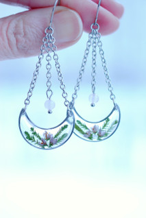 Kuukehto-korvakorut, kanerva/hopea