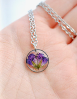 Metsäkurjenpolvi-riipus, hopea 16 mm