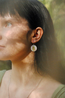 Kanerva -korvakorut, valkoinen/kulta