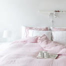 Harmaja tuplapussilakana ja kaksi tyynyliinaa, 100% pellavaa