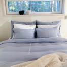 Harmaja tuplapussilakana ja kaksi tyynyliinaa, 100% pellavaa