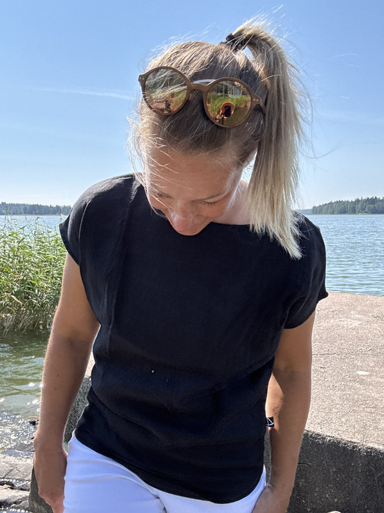 UTU T-paita (100% pellavaa)