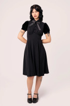 40479 HELL BUNNY ANDREA – pikkumusta midimekko vintage-twistillä