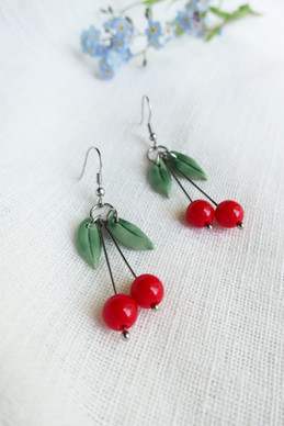 Kirsikka - keramiikkakoru