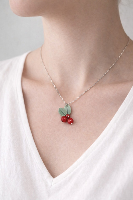 Puolukka - kaulakoru