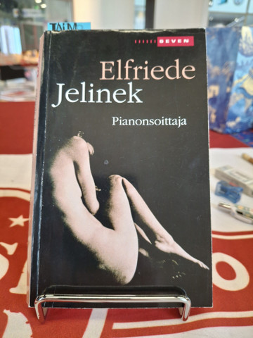 Jelinek, Elfriede: Pianonsoittaja