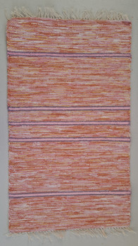 Oranssi violetilla raidalla kaitaliina