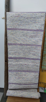 Vaaleanvioletti- kaitaliina