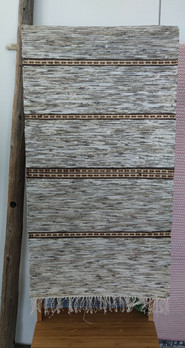 Beige-ruskea-kaitaliina