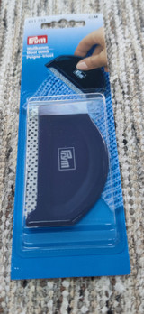  Villakampa – Neuleiden nukanpoistaja