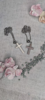 Risti-kaulakoru poronsarvesta