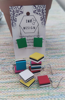 Englanninlaku-korvakorut