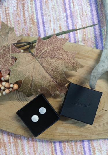 Poronsarvi korvakorut