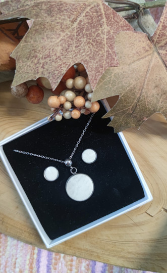 Poronsarvi korusetti