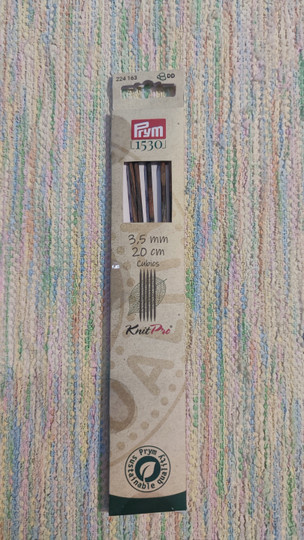 Neulepuikko 20cm, Bambu Cubics