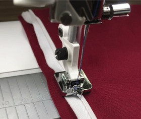 Husqvarna Viking piilovetoketjujalka