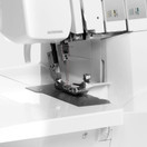 Bernina L460 overlock