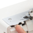 PFAFF® admire™ 3000 avancerad basic overlockmaskin! Bra utbud av tillbehör!