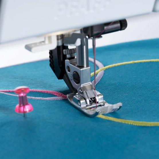 PFAFF® passport™ 2.0 Sewing Machine