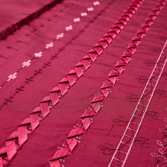 PFAFF® quilt expression™ 725 symaskin